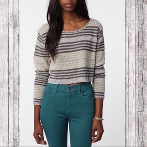 ⭐️Ecoté speckled cropped sweater